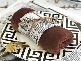 Tiramisu crepe roll