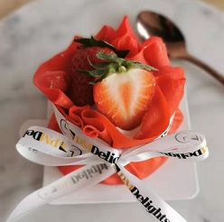 Lucky pocket cake