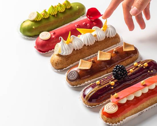Assorted Box of 4 Éclairs