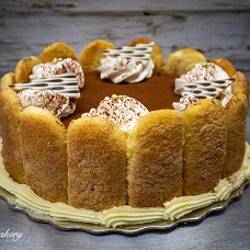 Tiramisu Cake