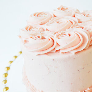 STRAWBERRY CAKE