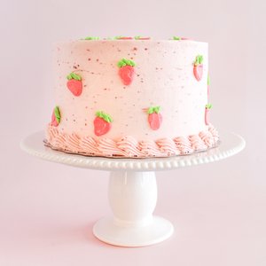STRAWBERRY CAKE