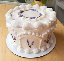 Antique Style Cake 3