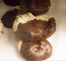 Chocolate dip pecan cookie